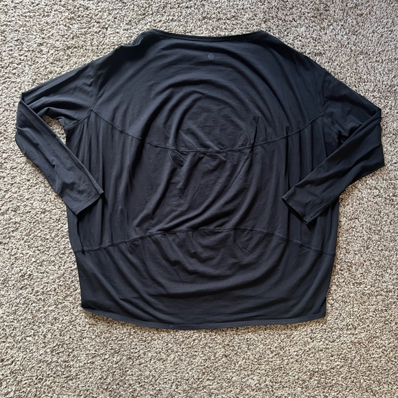 Lululemon Workout Top - Picture 2 of 2